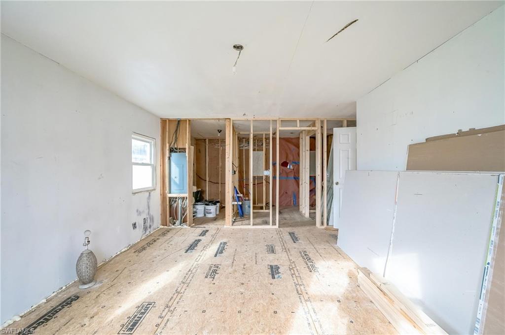 HENDERSON CREEK PARK - Residential