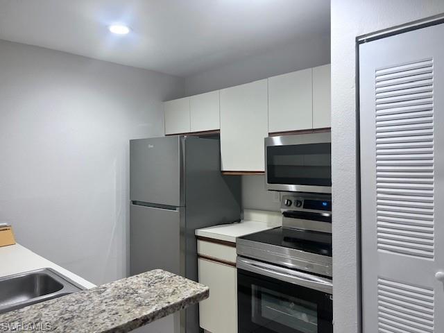 GRANADA LAKES - Residential