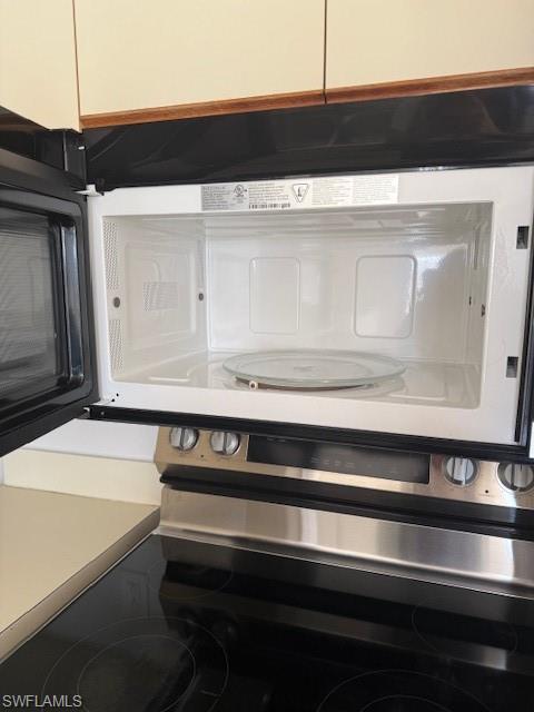 GRANADA LAKES - Residential