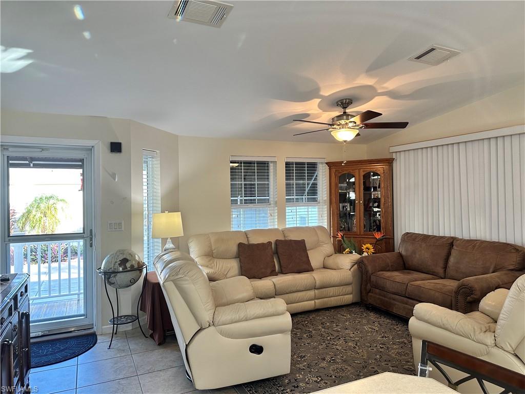 SILVER LAKES - Residential