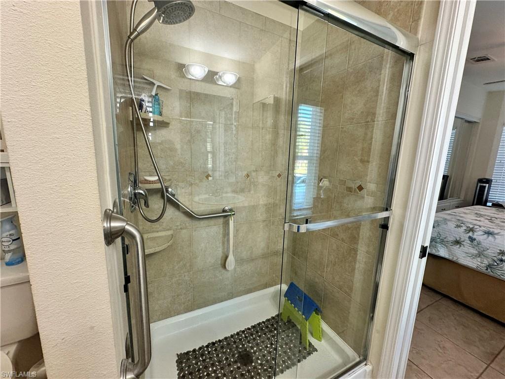 SILVER LAKES - Residential