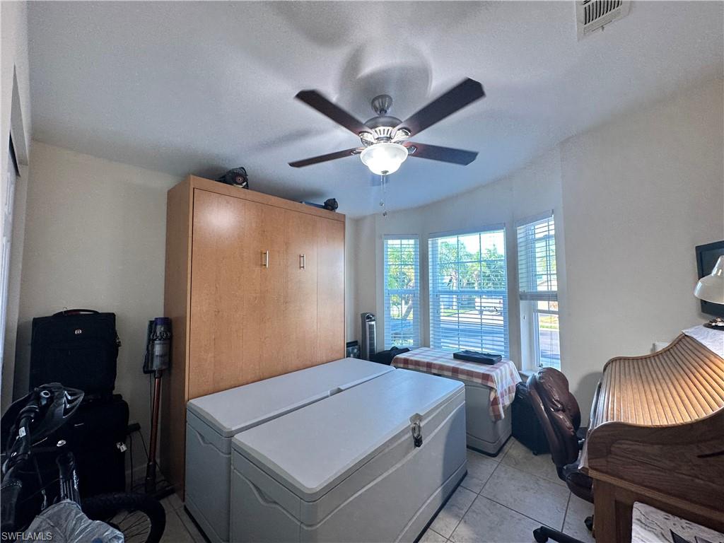 SILVER LAKES - Residential