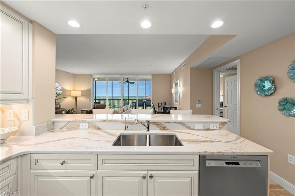 NAVONA AT THE COLONY - Residential