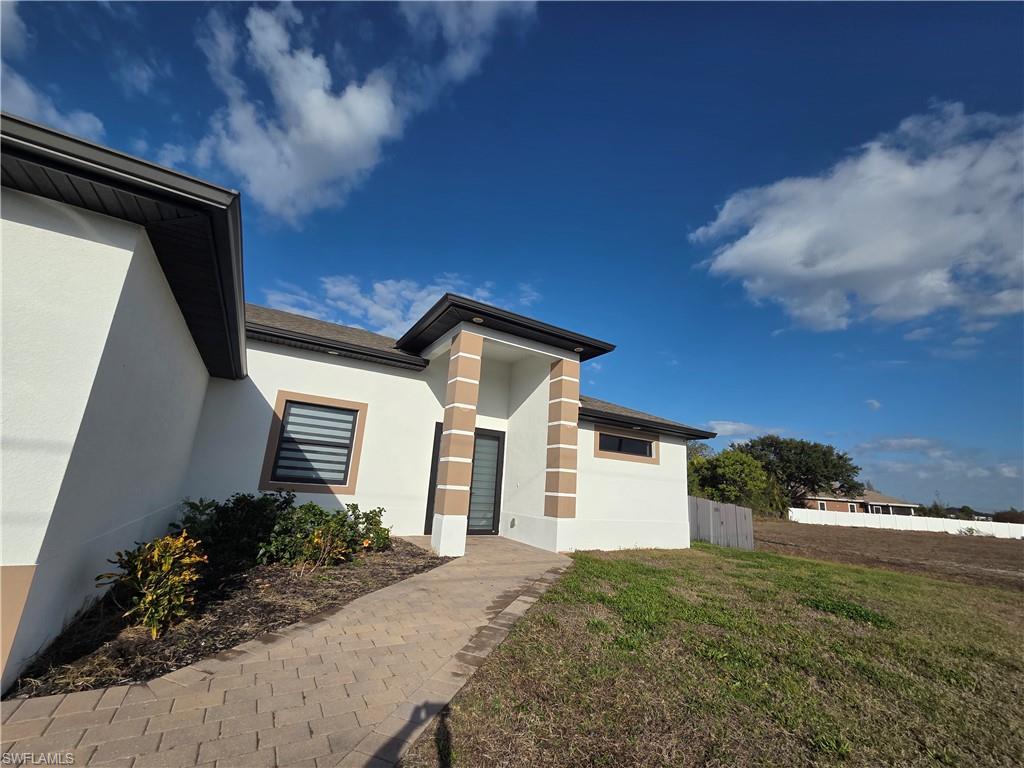 CAPE CORAL - Residential