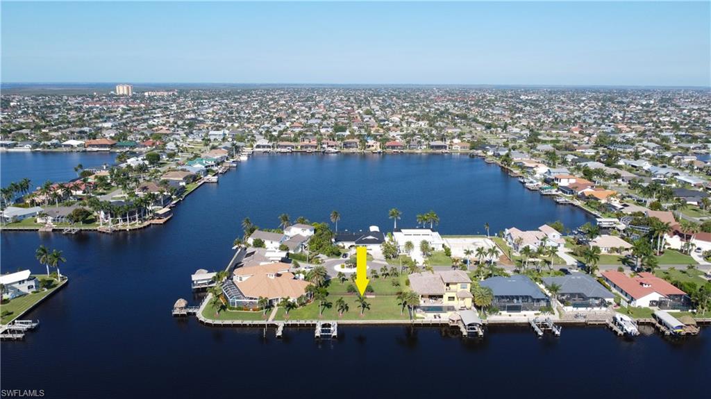 CAPE CORAL - Land