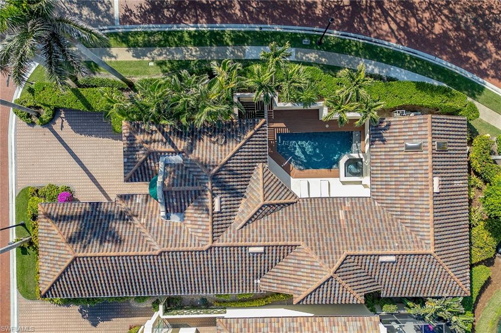 VIZCAYA AT BAY COLONY - Residential