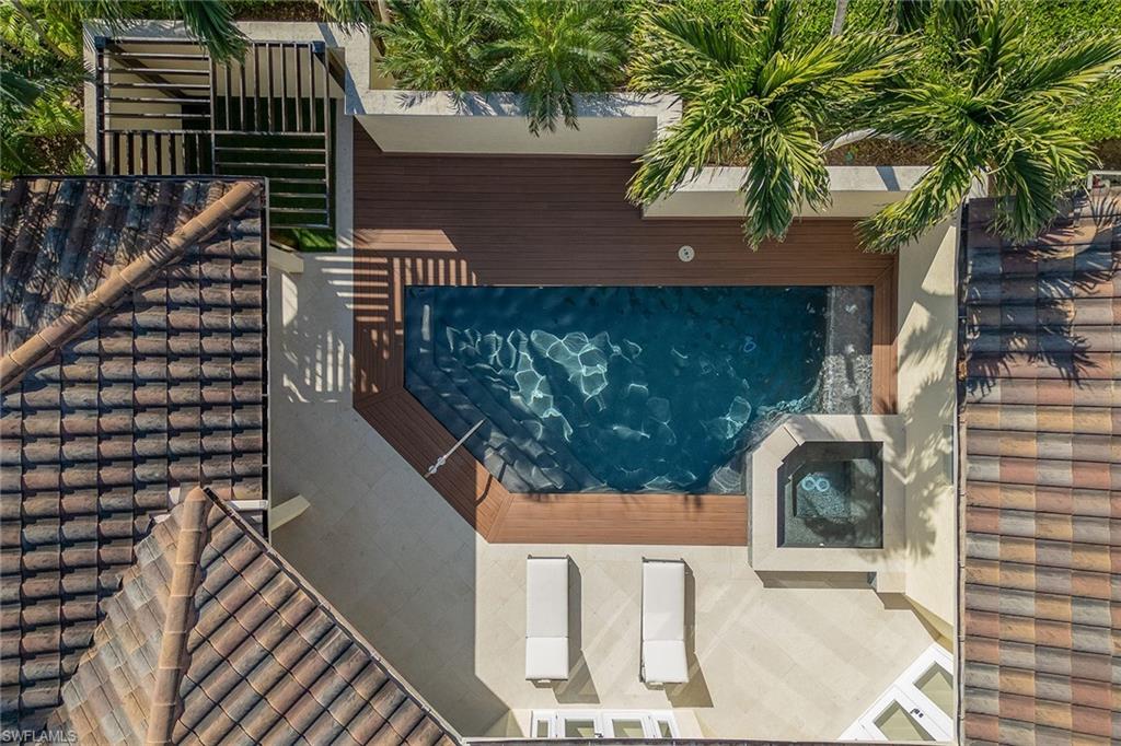 VIZCAYA AT BAY COLONY - Residential