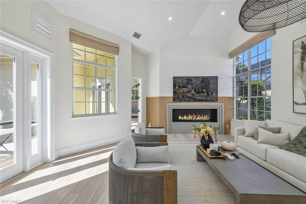 VIZCAYA AT BAY COLONY - Residential