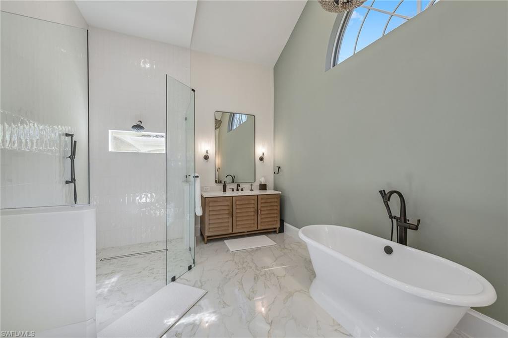 VIZCAYA AT BAY COLONY - Residential