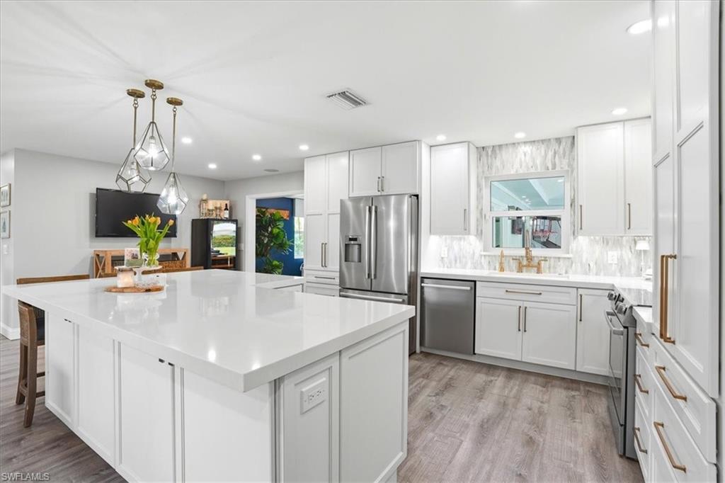 GOLDEN GATE ESTATES - Residential