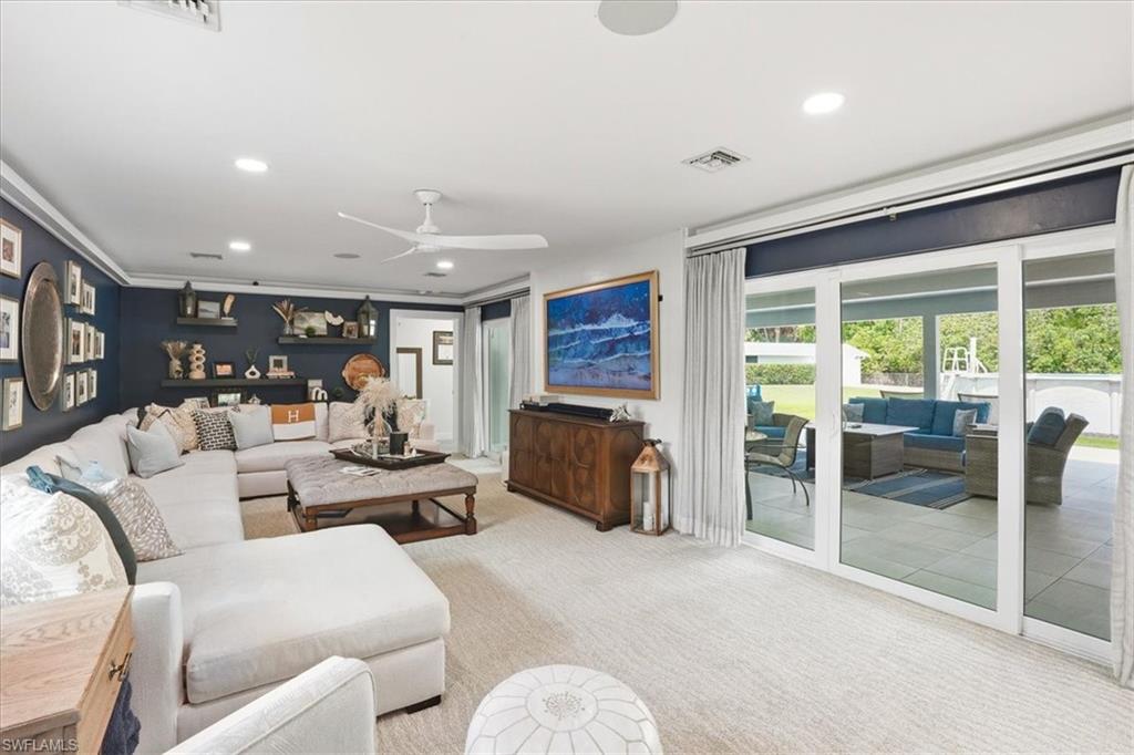 GOLDEN GATE ESTATES - Residential