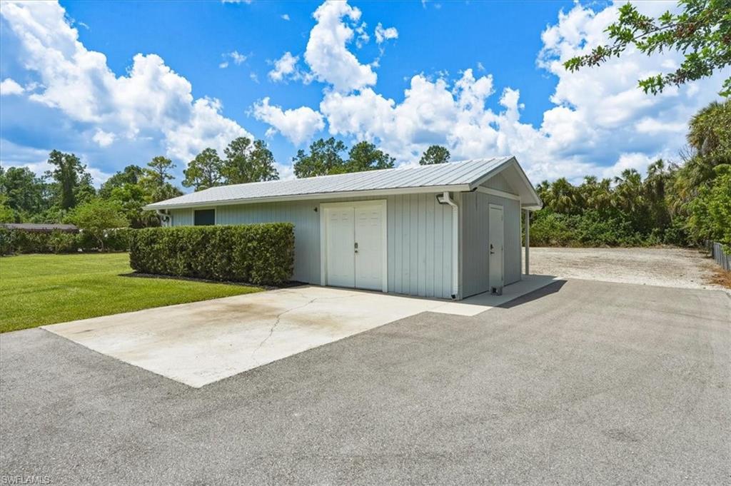 GOLDEN GATE ESTATES - Residential