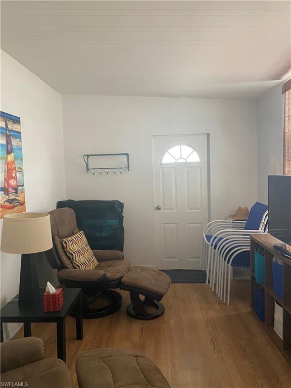 MARINERS COVE - Residential