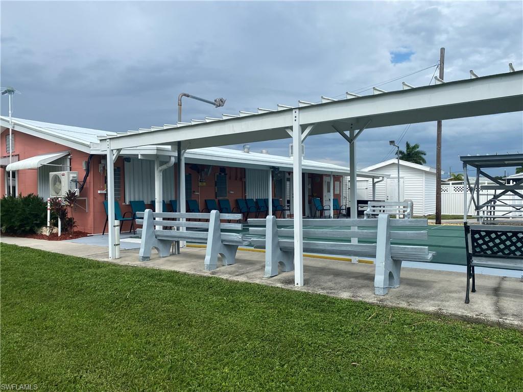 MARINERS COVE - Residential