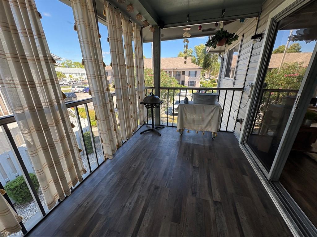 FOXMOOR VILLAGE CONDO - Residential