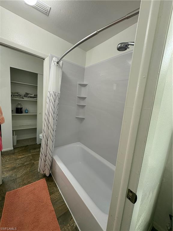 FOXMOOR VILLAGE CONDO - Residential