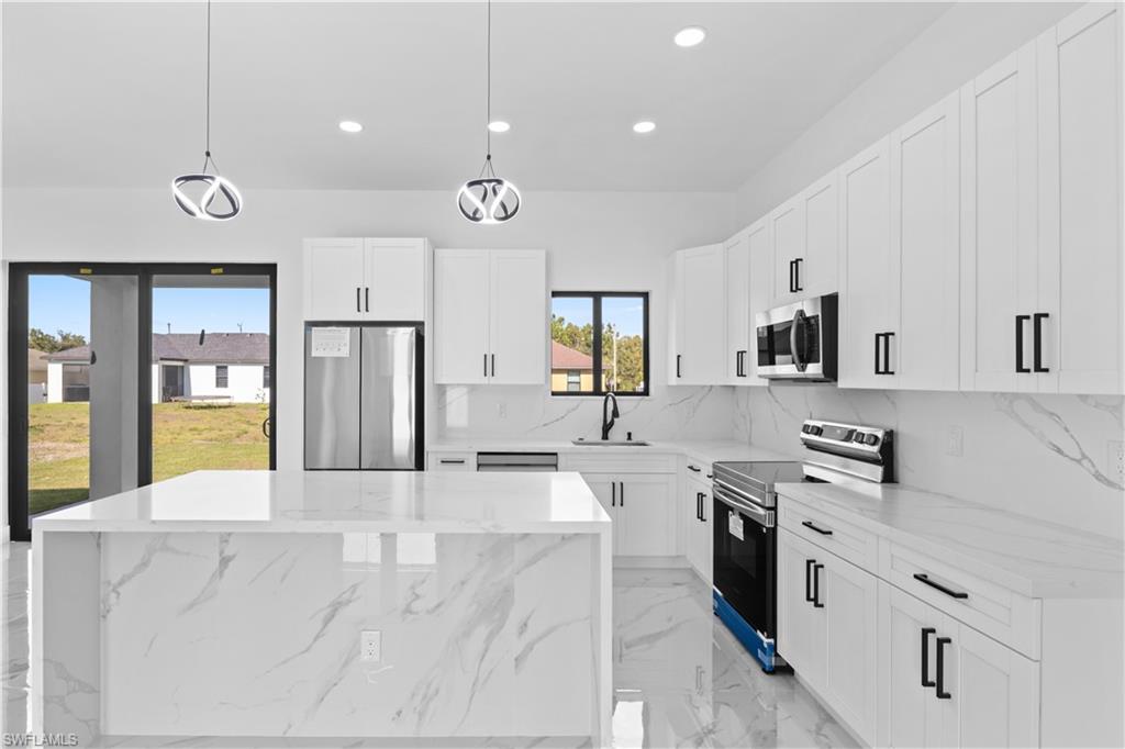 LEHIGH ACRES - Residential