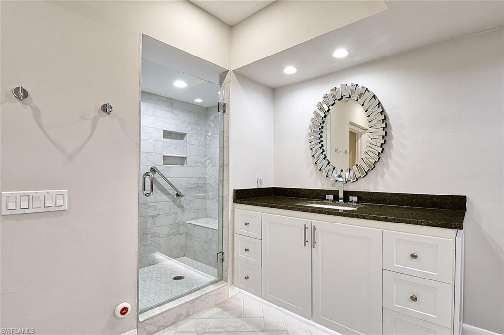 CONTESSA AT BAY COLONY - Residential