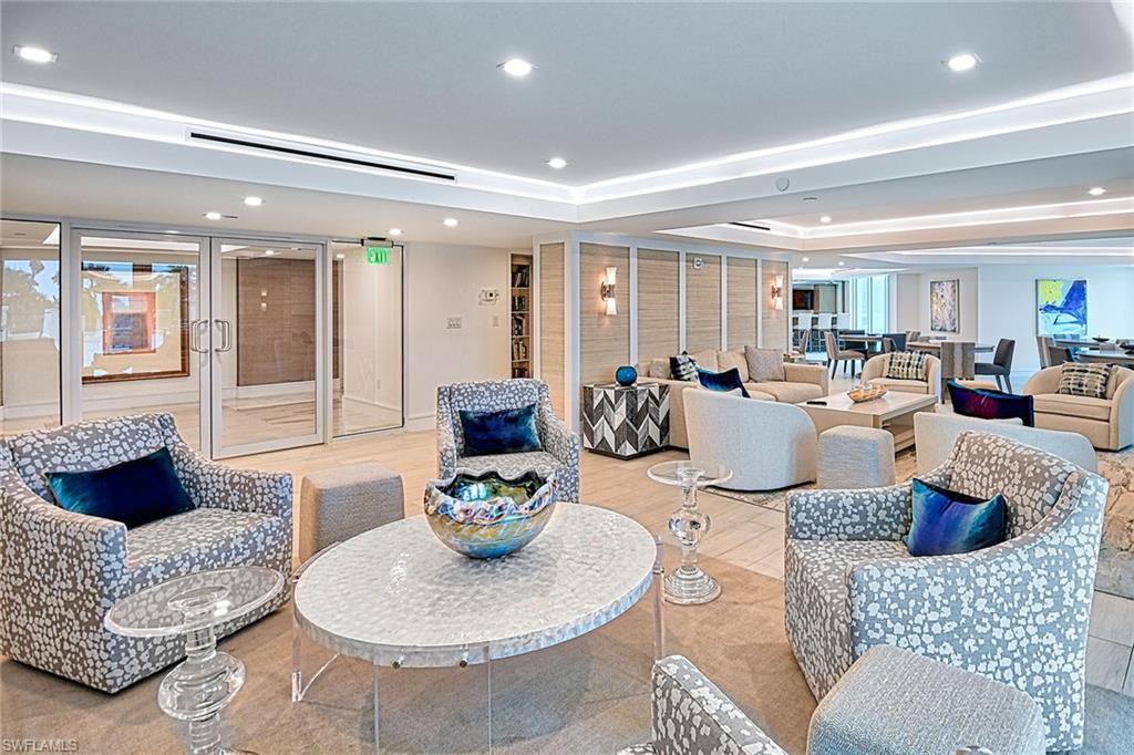 CONTESSA AT BAY COLONY - Residential