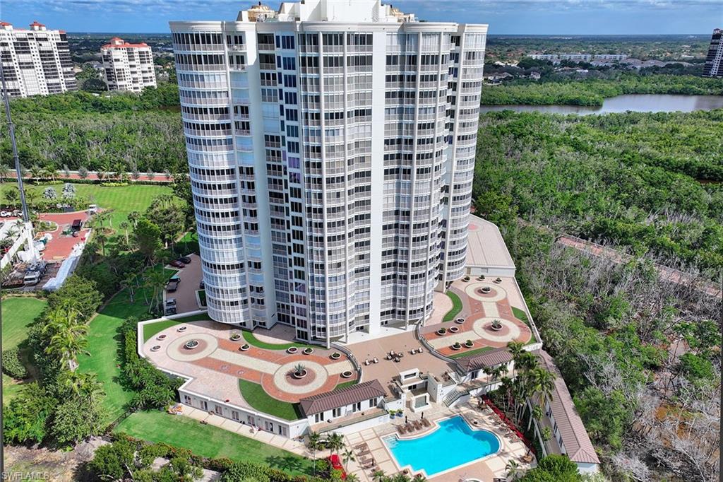 CONTESSA AT BAY COLONY - Residential