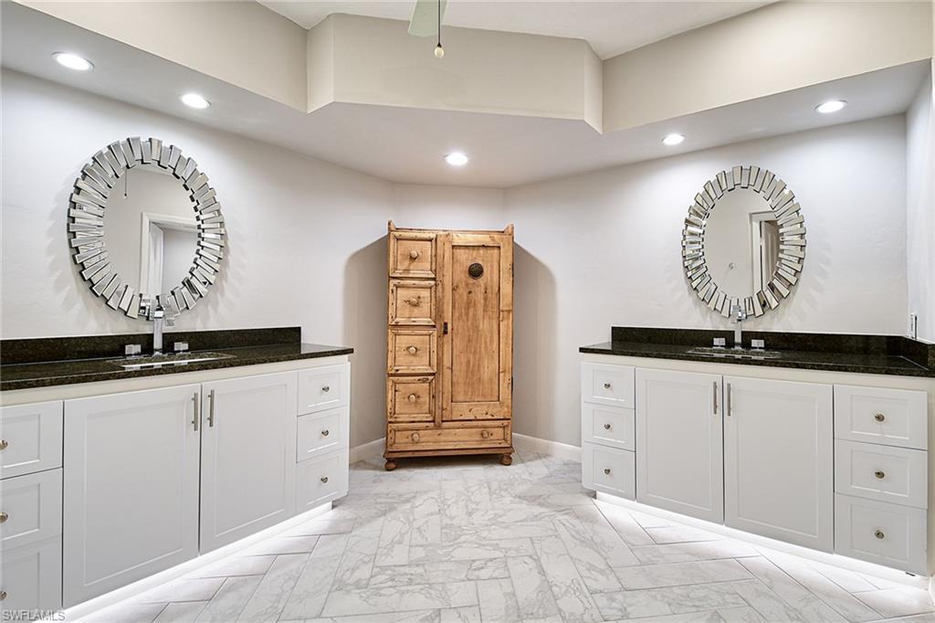 CONTESSA AT BAY COLONY - Residential