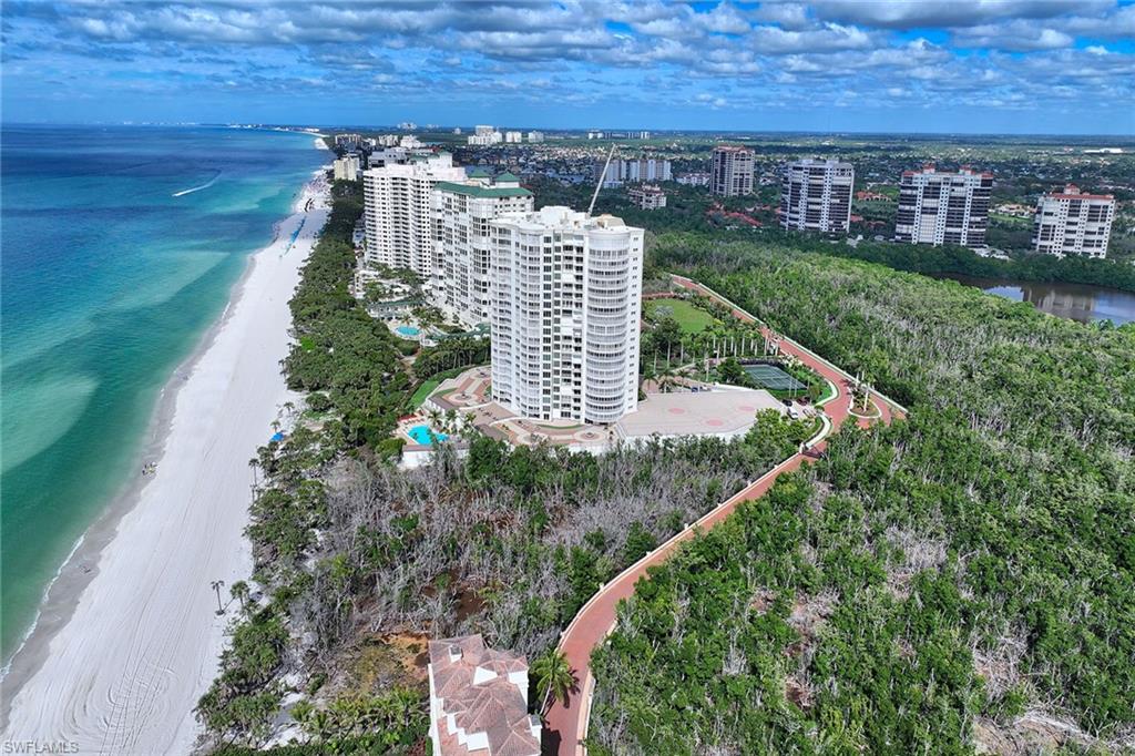 CONTESSA AT BAY COLONY - Residential