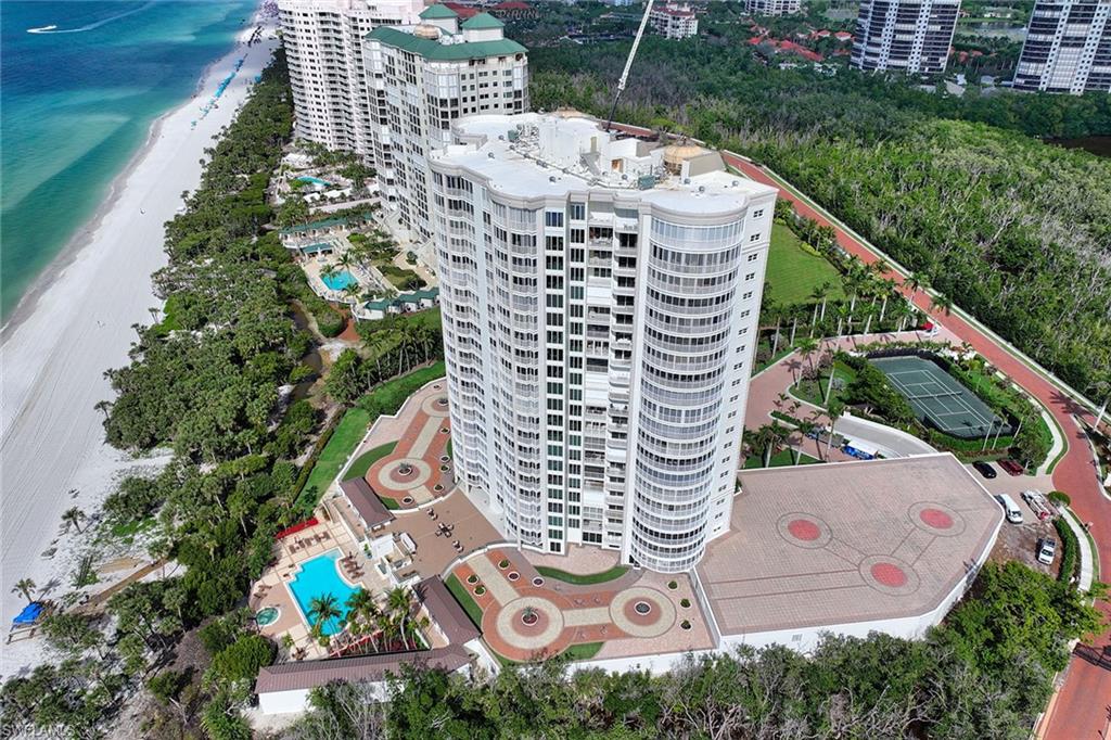 CONTESSA AT BAY COLONY - Residential