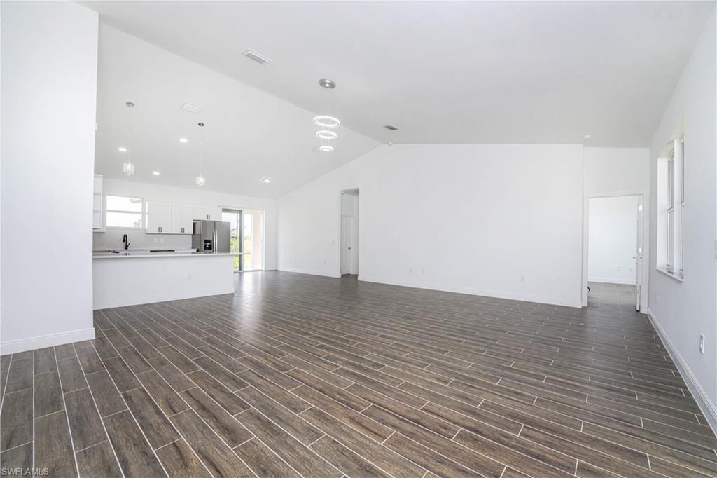 SOUTH GULF COVE - Residential