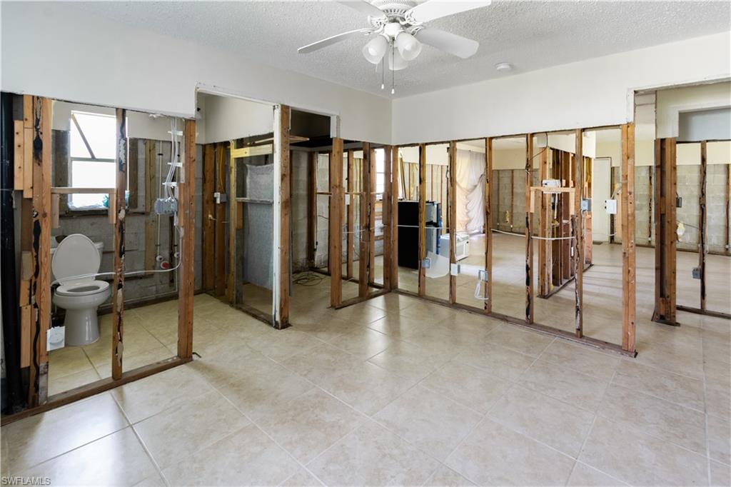 ALABAMA GROVE TERRACE - Residential