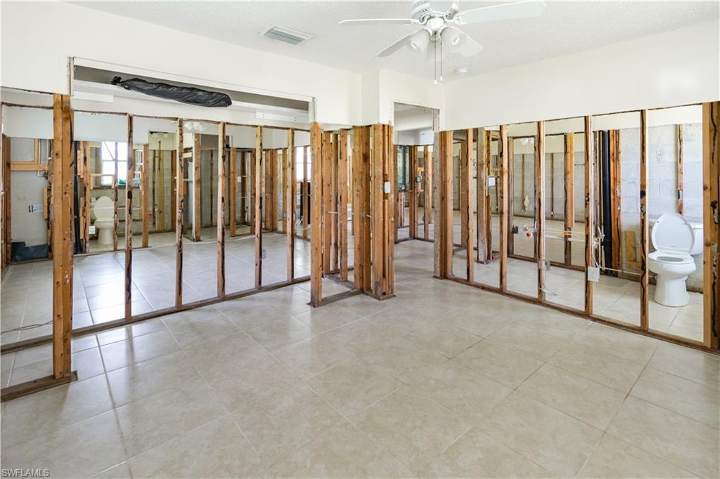 ALABAMA GROVE TERRACE - Residential