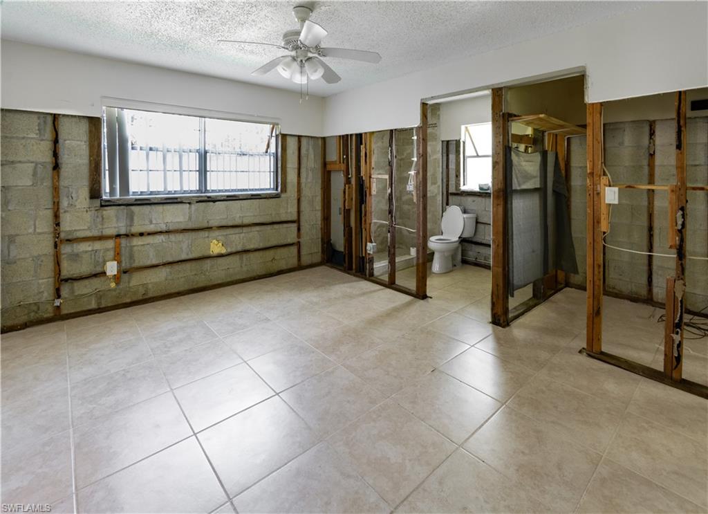 ALABAMA GROVE TERRACE - Residential