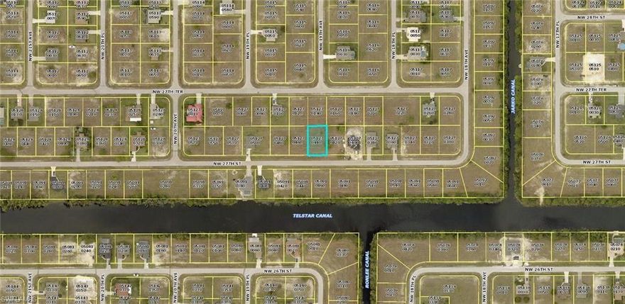 Beautiful Homesite! Close To Schools, Shopping, Golf & Boating. Build Your Next Home In Paradise!