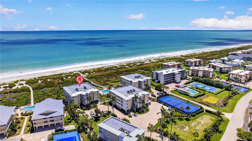 BEACHCOMBER CONDO - Residential