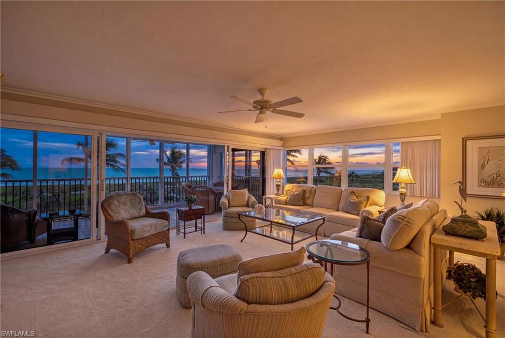 BEACHCOMBER CONDO - Residential