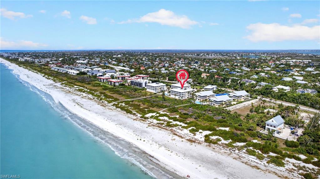 BEACHCOMBER CONDO - Residential