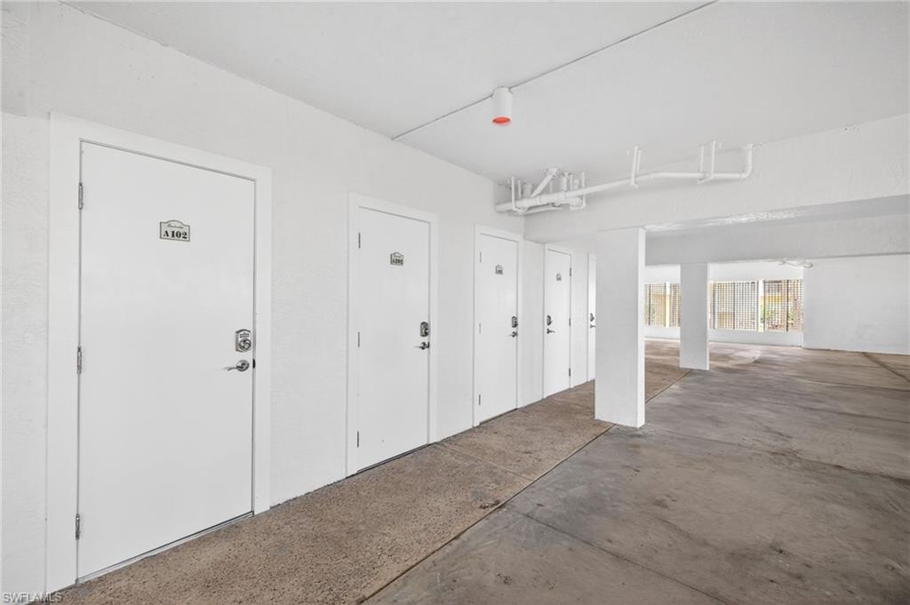 BEACHCOMBER CONDO - Residential