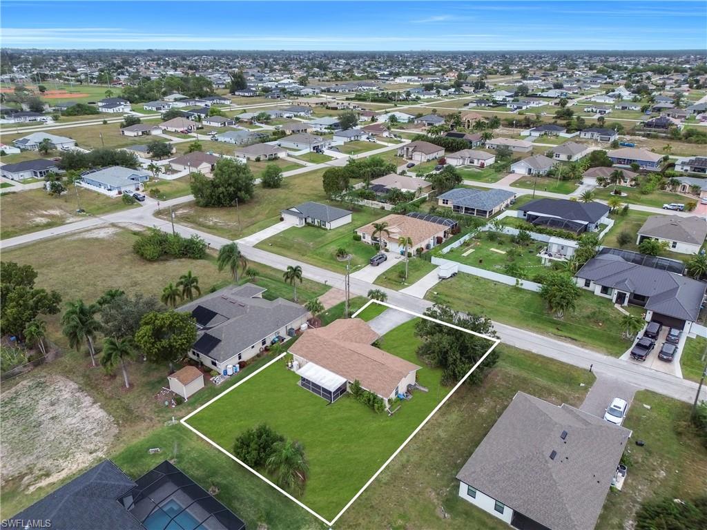 CAPE CORAL - Residential