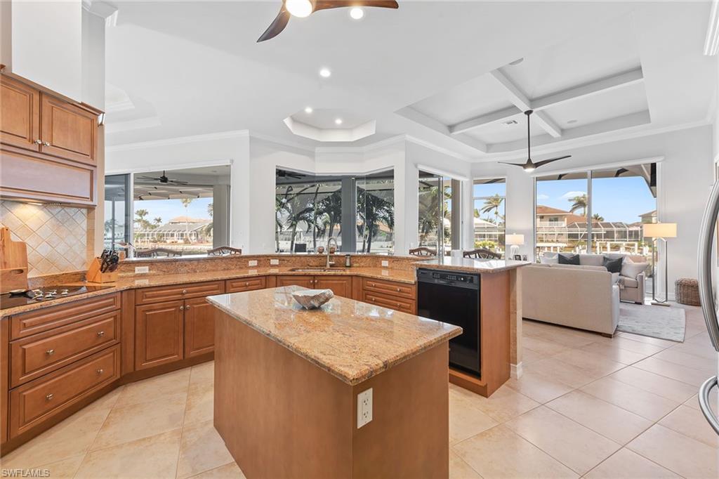 MARCO ISLAND - Residential