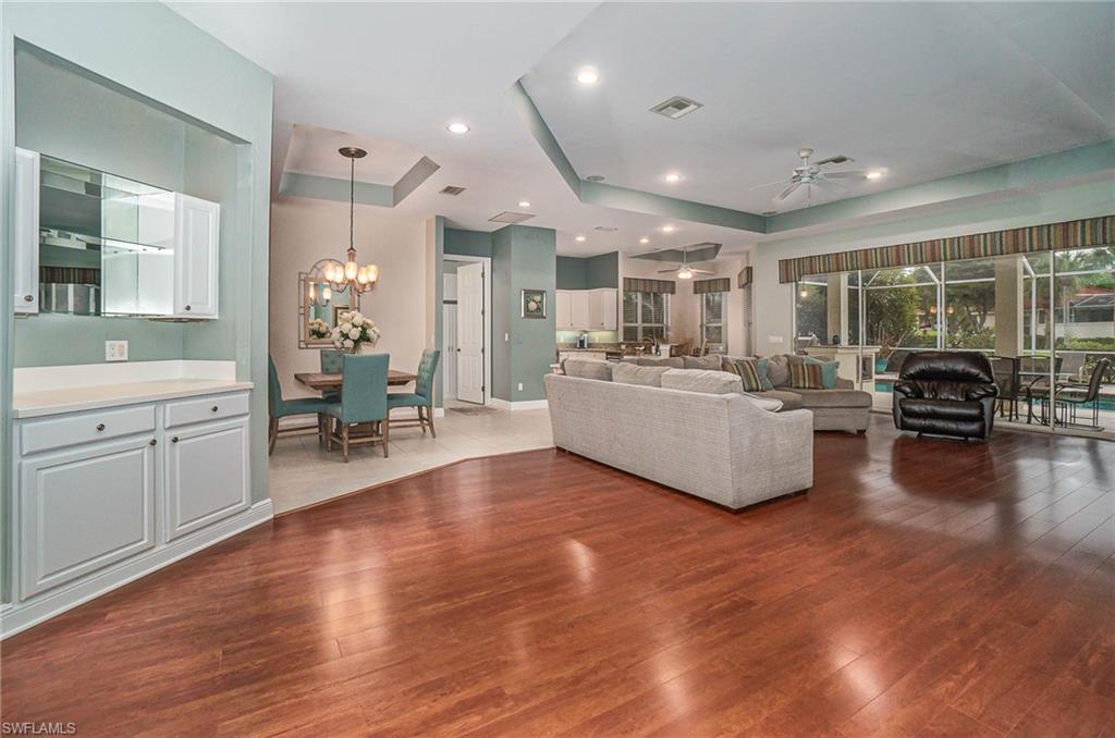 HARBOUR ISLE ESTATES - Residential