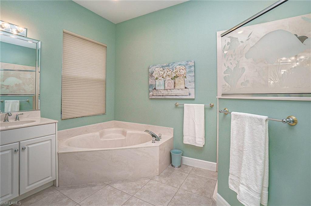 HARBOUR ISLE ESTATES - Residential