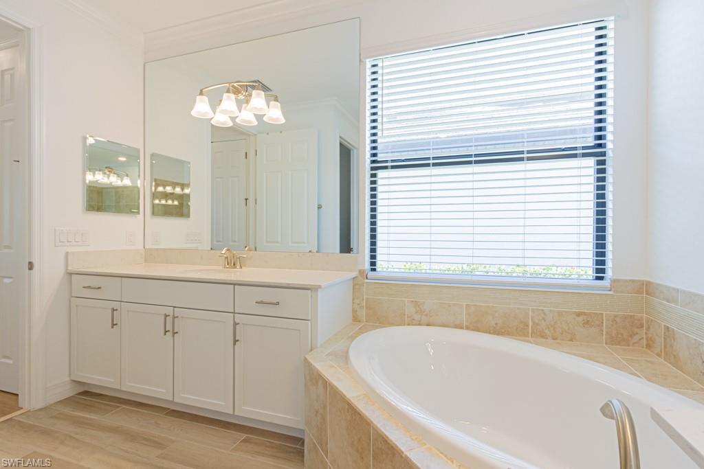 LAMORADA - Residential