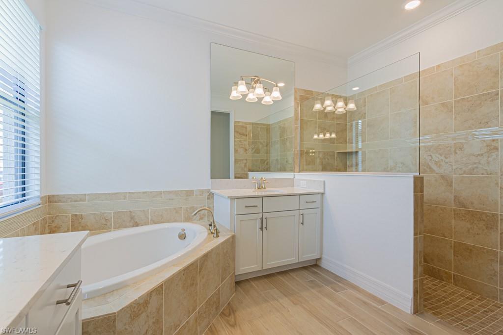 LAMORADA - Residential