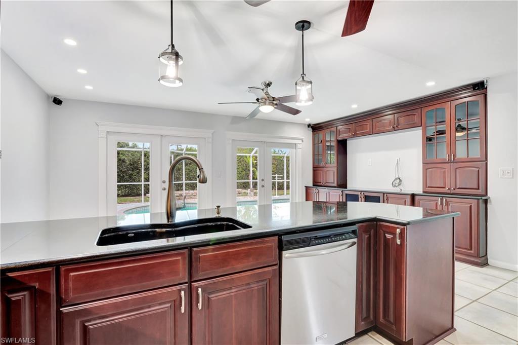 GOLDEN GATE CITY - Residential