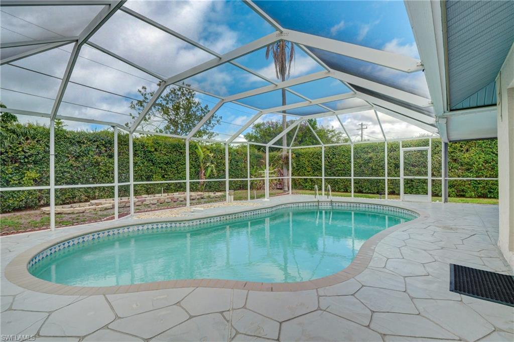 GOLDEN GATE CITY - Residential