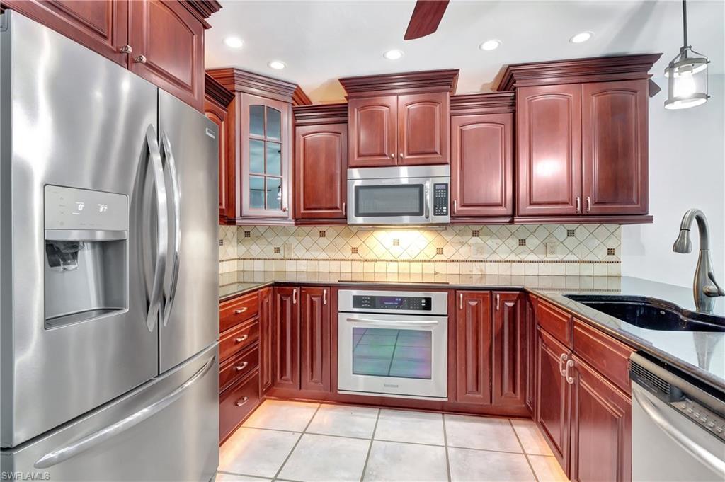 GOLDEN GATE CITY - Residential