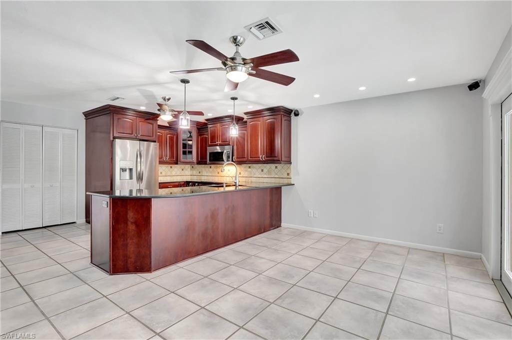 GOLDEN GATE CITY - Residential