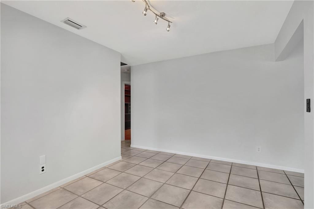 GOLDEN GATE CITY - Residential