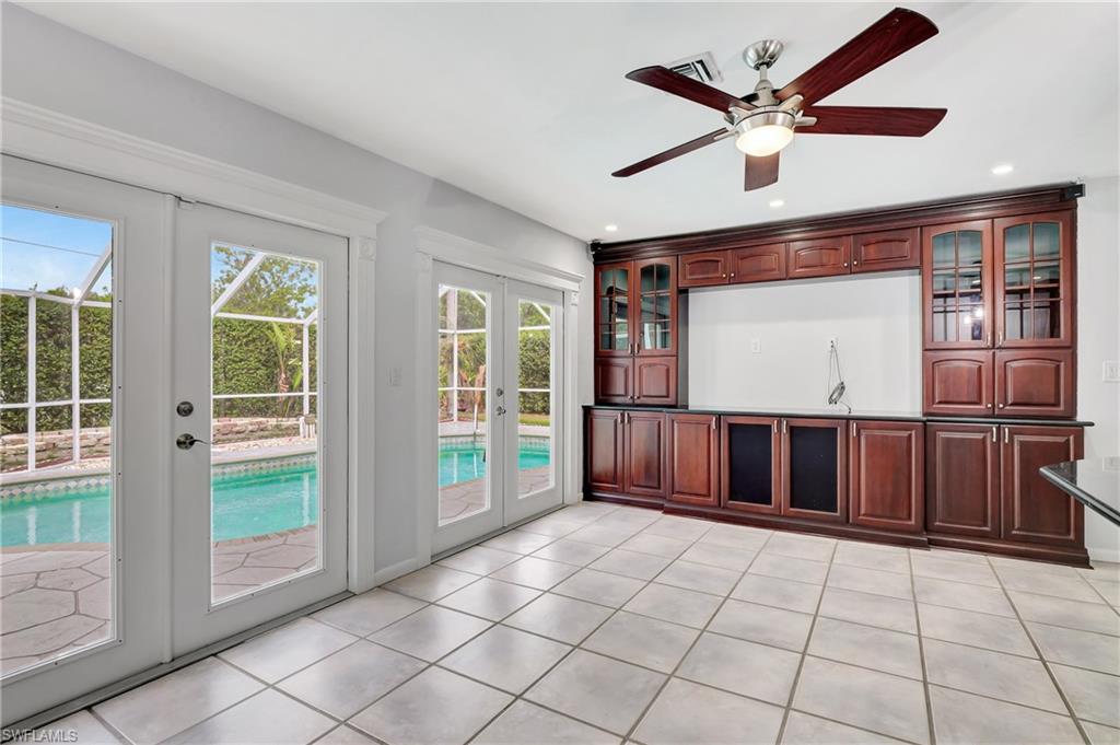 GOLDEN GATE CITY - Residential