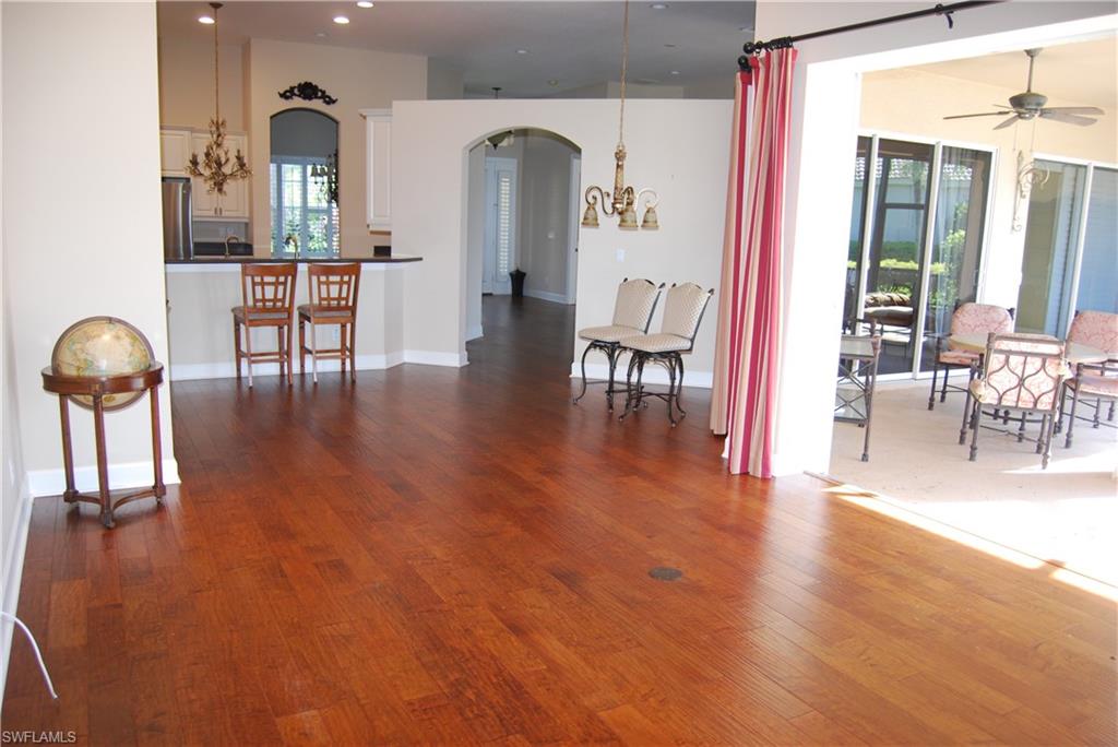 EMORY OAKS - Residential