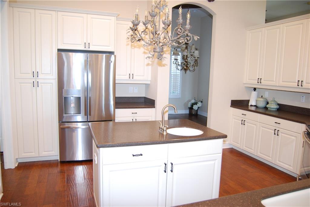 EMORY OAKS - Residential